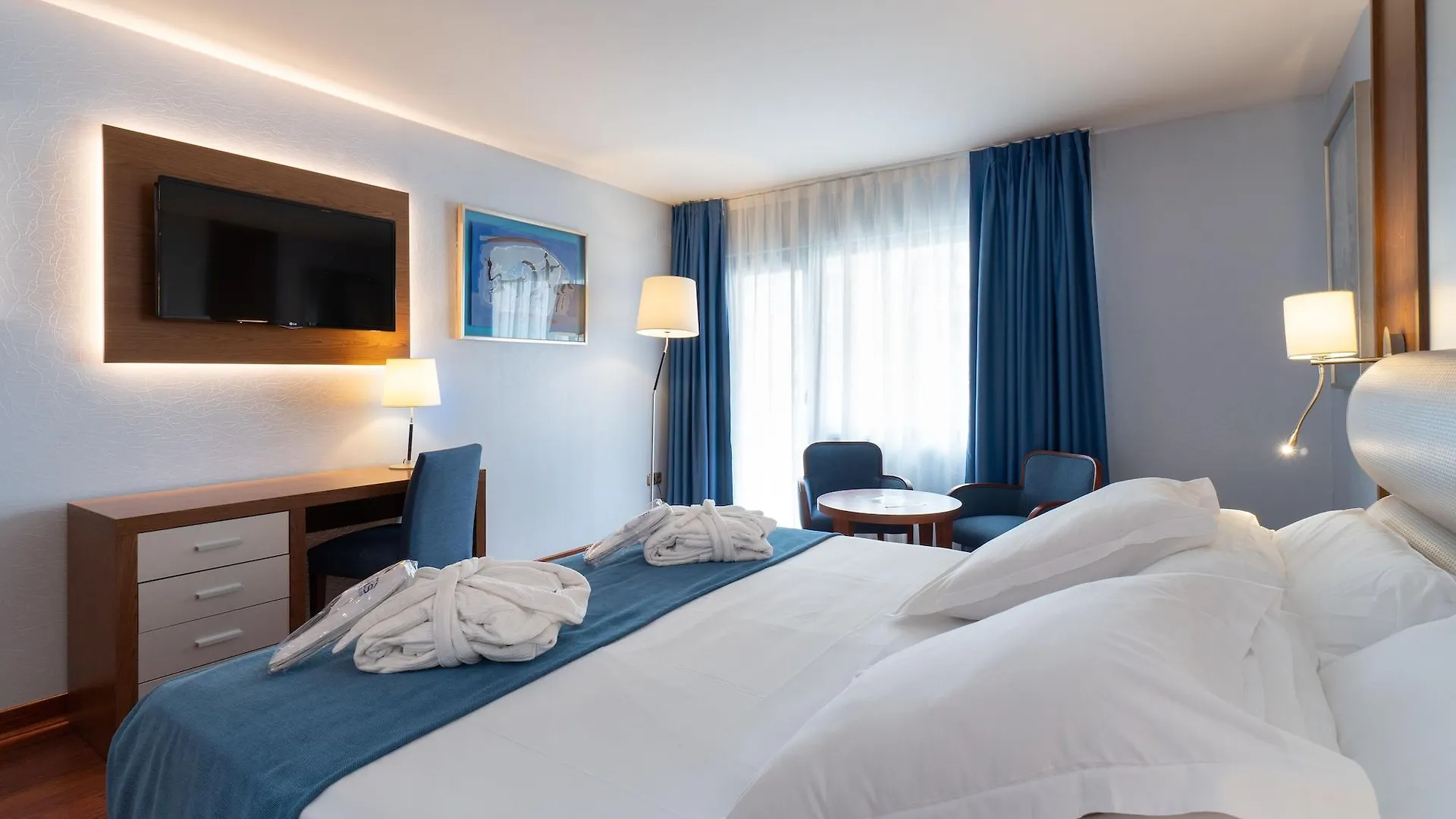 Hotel Ms Maestranza Малага