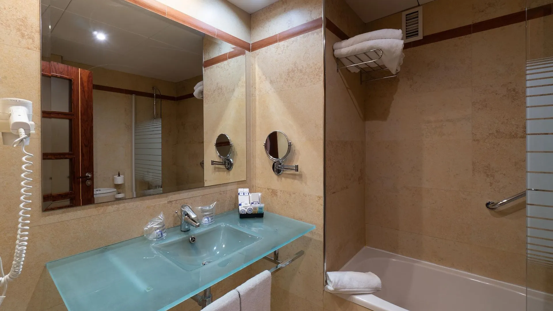 Hotel Ms Maestranza Малага