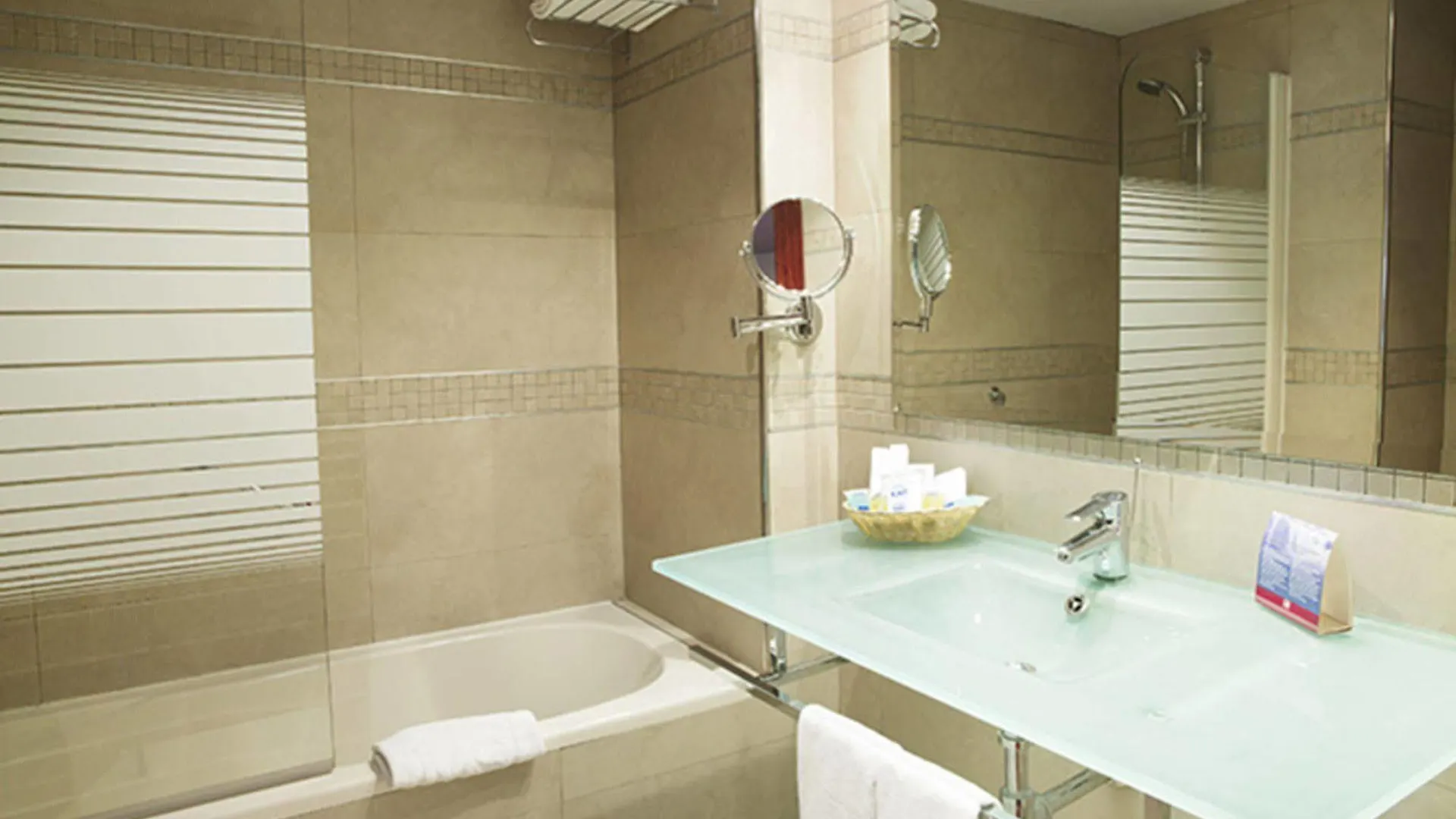 Hotel Ms Maestranza Малага