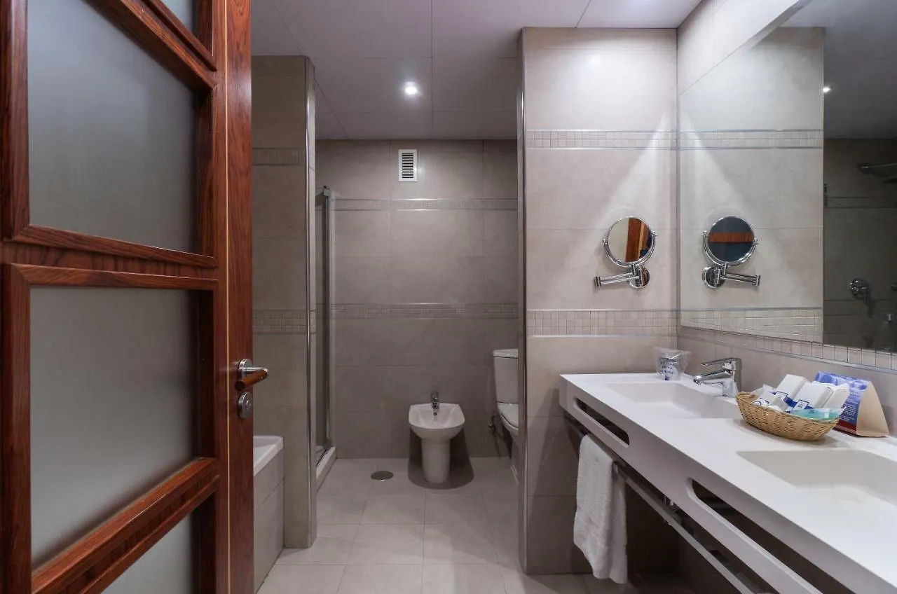 Hotel Ms Maestranza Малага
